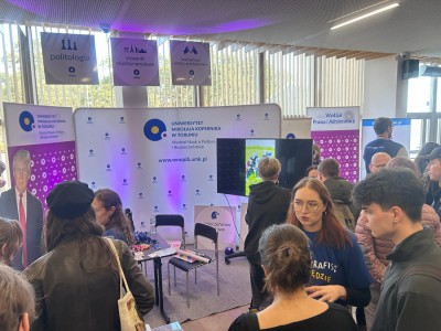 Click to zoom the picture.